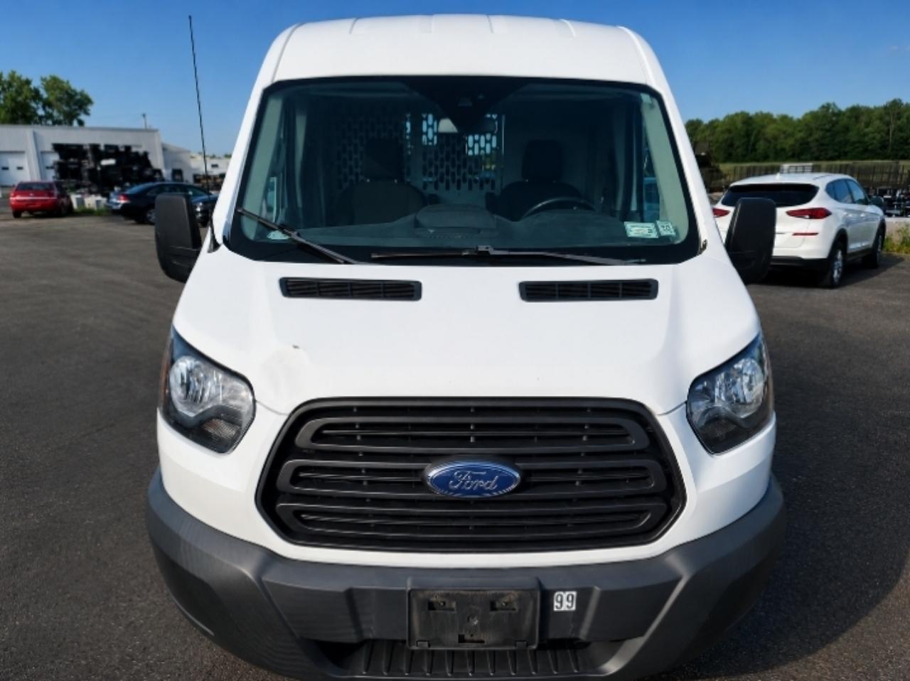 ford transit van 2018 1FTYR1CM5JKA51304 image ford transit van 2018 1FTYR1CM5JKA51304 image